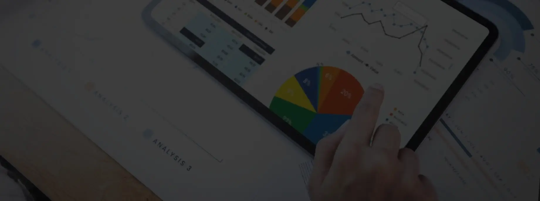 businesswoman using tablet analysis graph company finance strategy statistics success concept planning future office room(1)